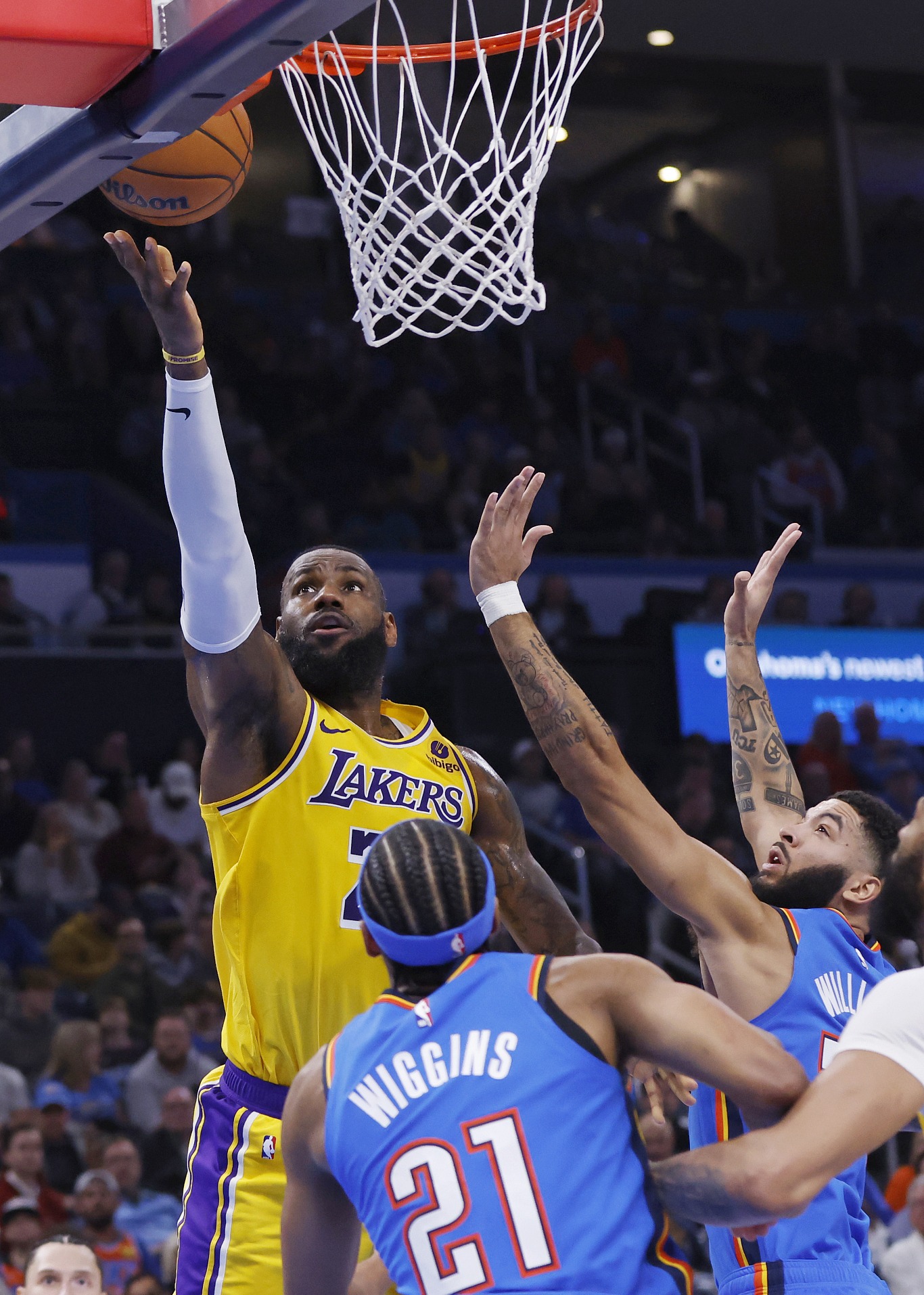 关于今晚俄克拉荷马雷霆调整名单以备中超；造点机会环节打磨；媒体盛赞；赛程密集仍需轮换的信息yabo